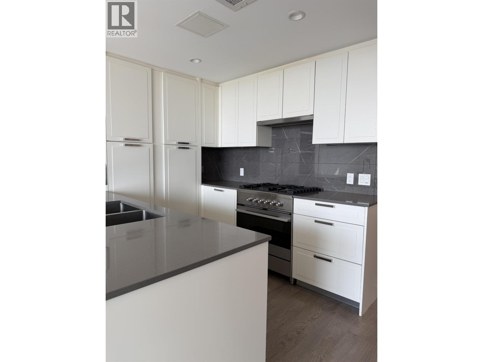 #2506 1401 HUNTER Street, North Vancouver, British Columbia, V7J0E2, North Vancouver, British Columbia — photo 3 of 5