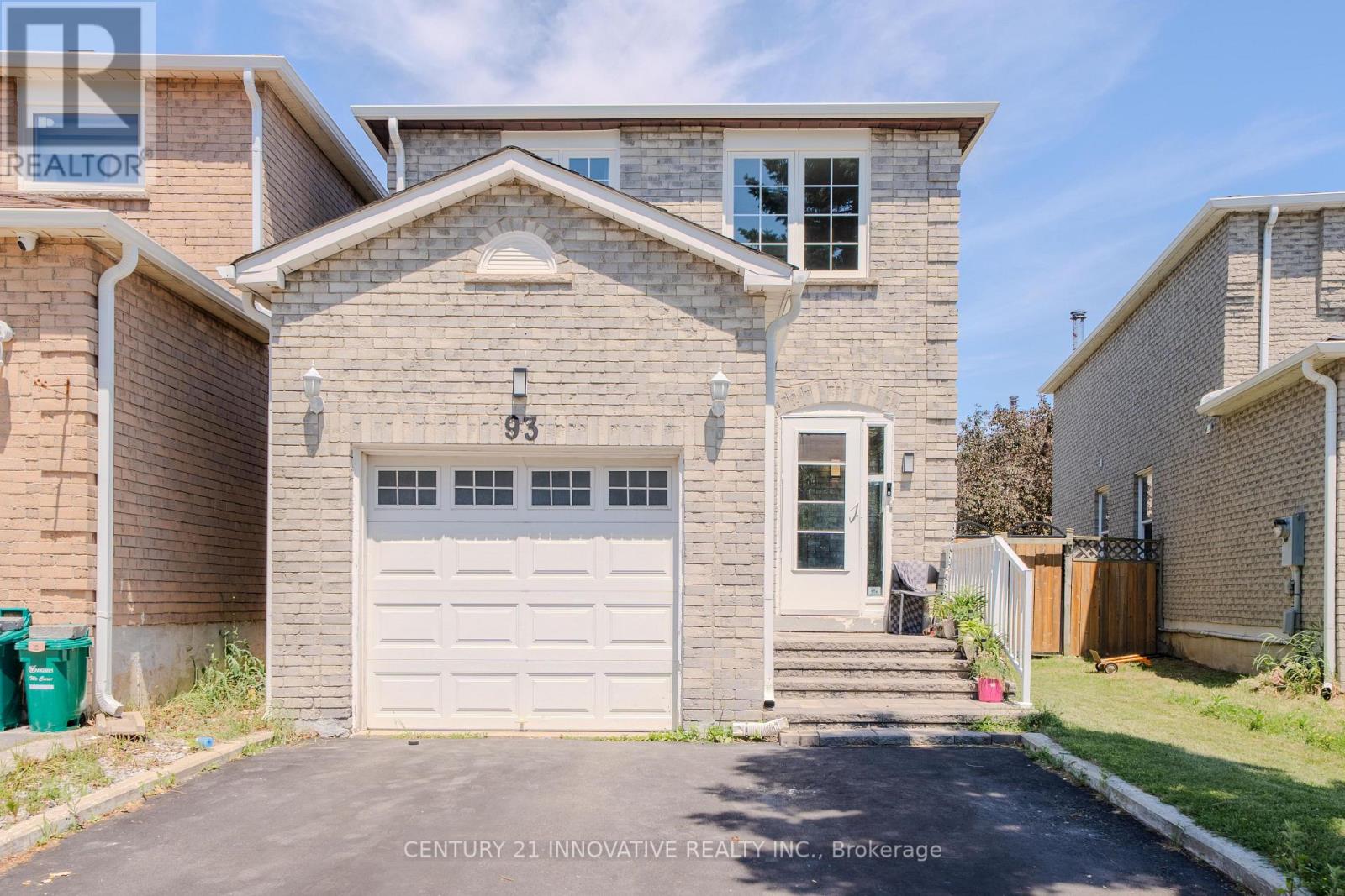 93 WILLIAM HONEY CRESCENT - 1