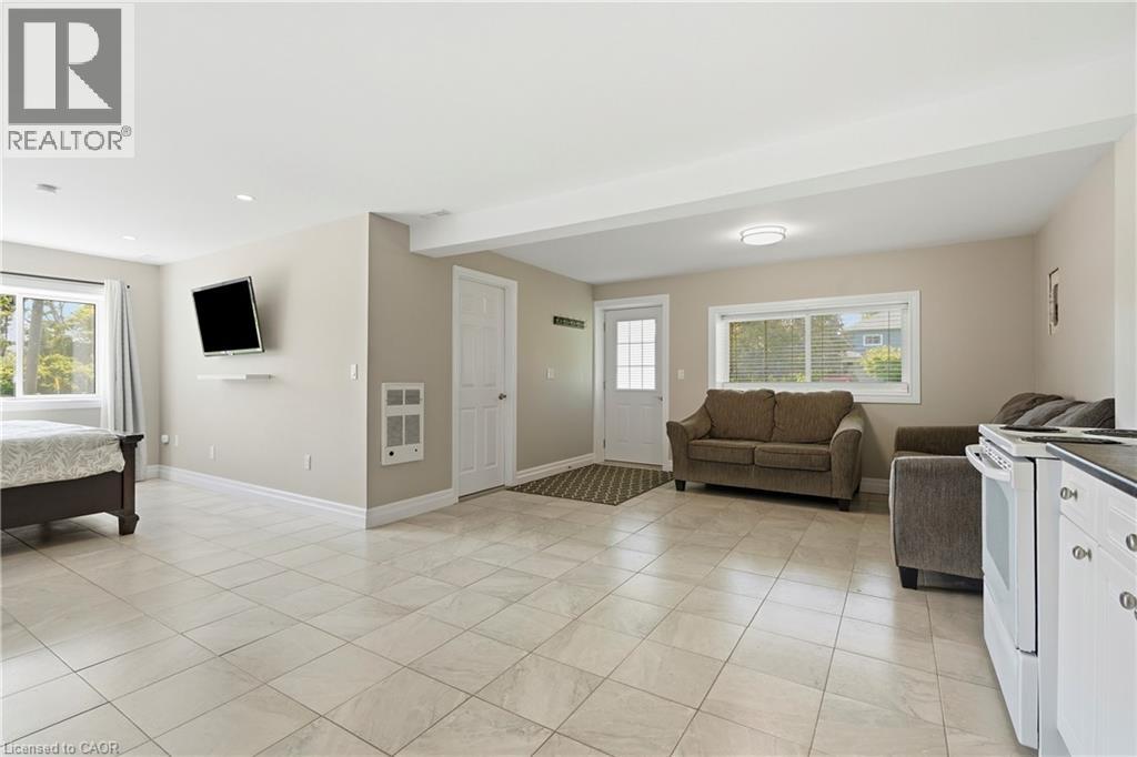 #Lower 11404 LAKESHORE Road, Wainfleet, Ontario, L3K5V4, Wainfleet, Ontario — photo 4 of 5