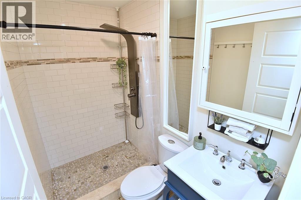 843 GOVERNOR'S Road - Image 29