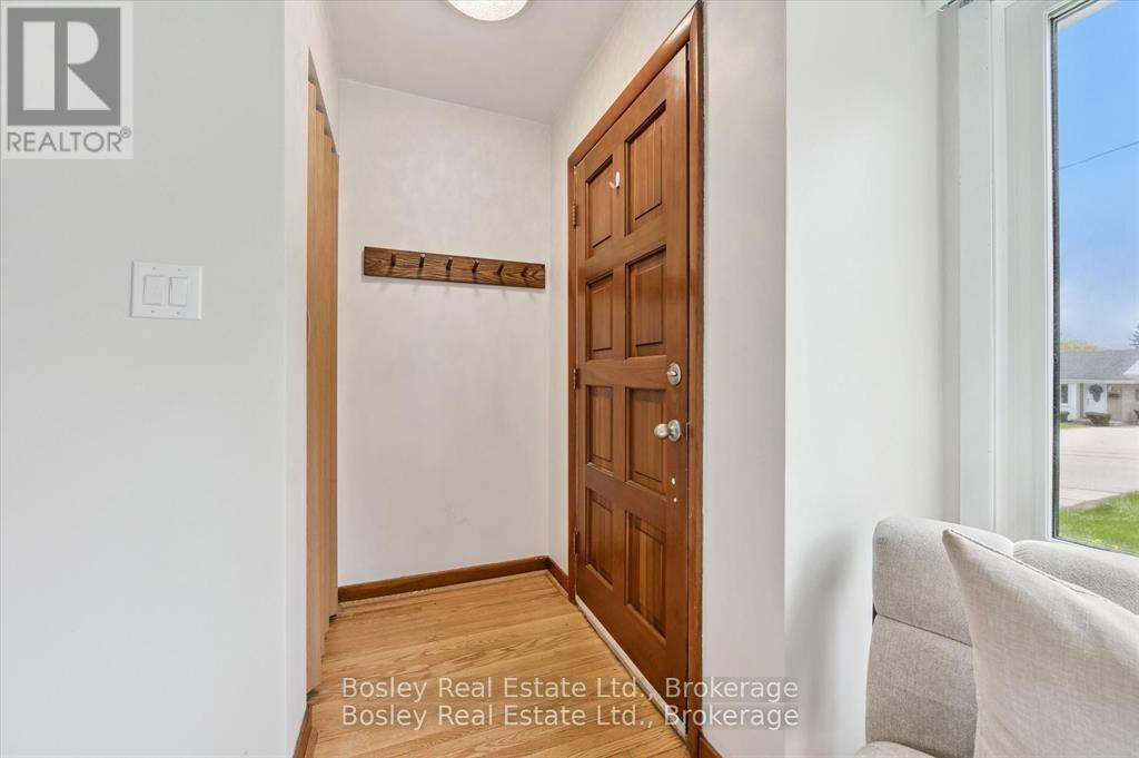 8 GORDON STREET — photo 3