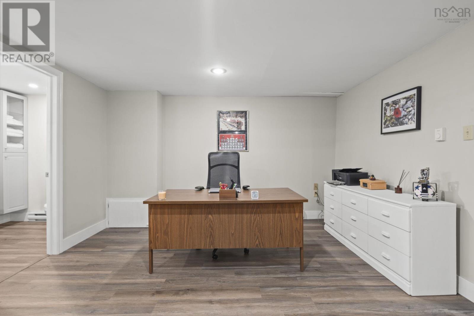 99 Thistle Street - Image 31