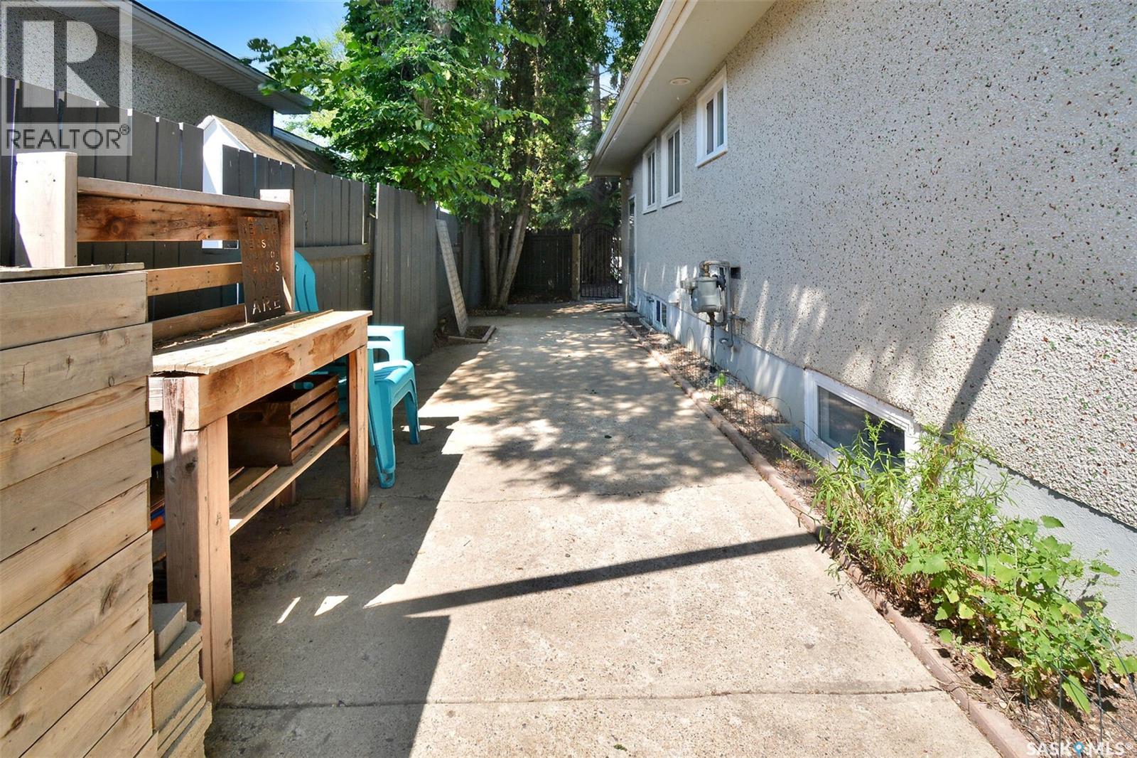 816 4th STREET E - 30
