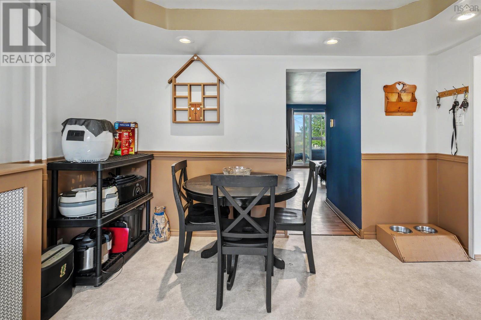Property 18 of 33 of 218 Pitt Street