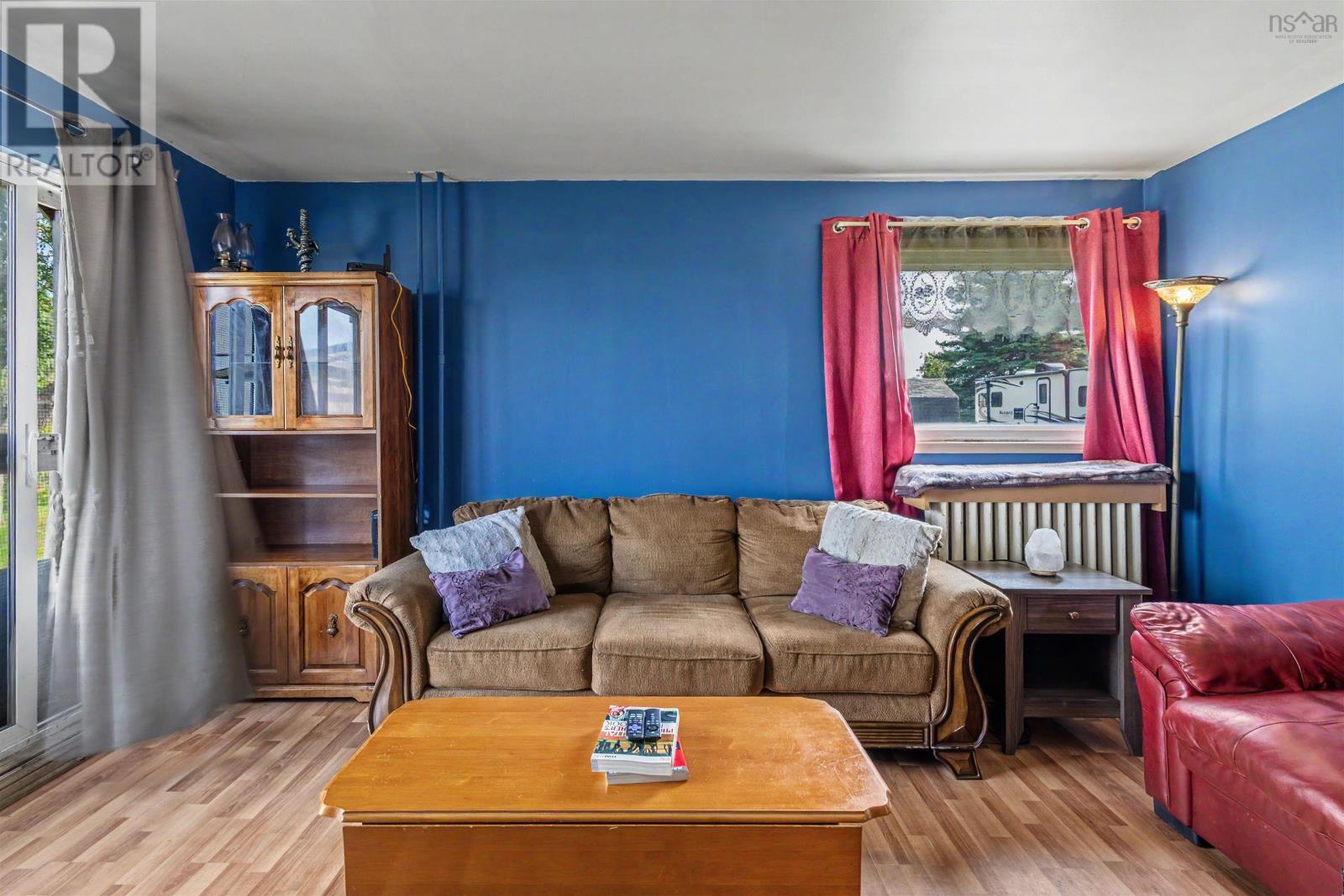 Property 21 of 33 of 218 Pitt Street