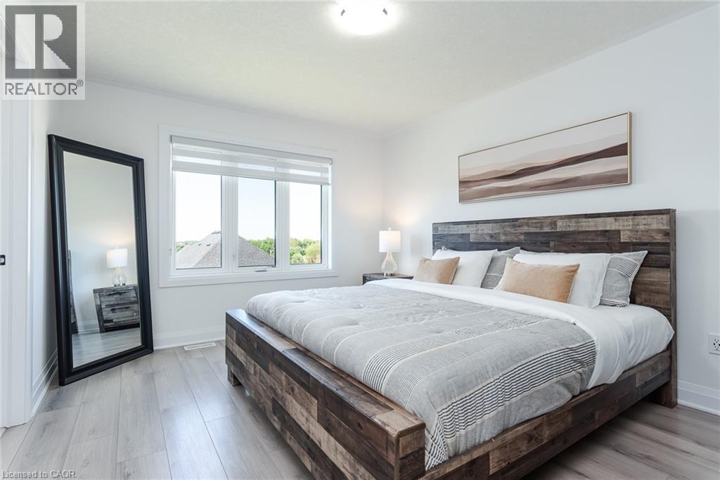508 NATHALIE Crescent - Image 33