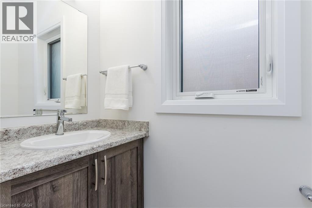508 NATHALIE Crescent - Image 31
