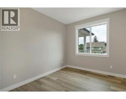 237 Walworth Rd S, Campbell River, BC V9W0J3 Photo 34