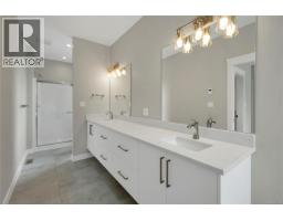 237 Walworth Rd S, Campbell River, BC V9W0J3 Photo 25