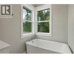 237 Walworth Rd S, Campbell River, BC V9W0J3 Photo 28