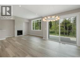 Entrance - 237 Walworth Rd S, Campbell River, BC V9W0J3 Photo 17