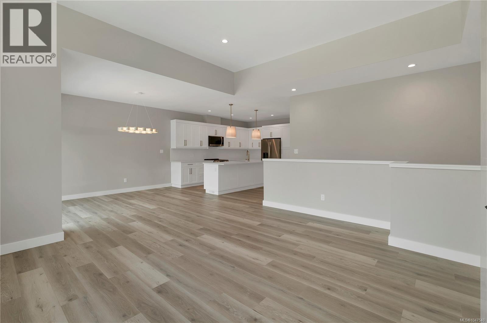 237 Walworth Rd S - 20