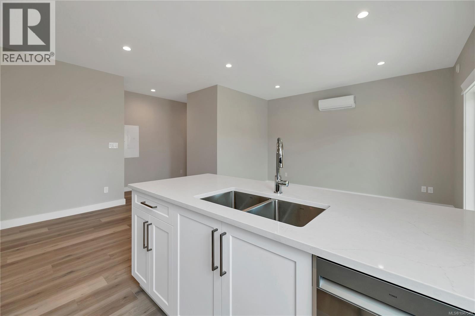 237 Walworth Rd S - 48
