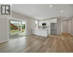 237 Walworth Rd S, Campbell River, BC V9W0J3 Photo 47
