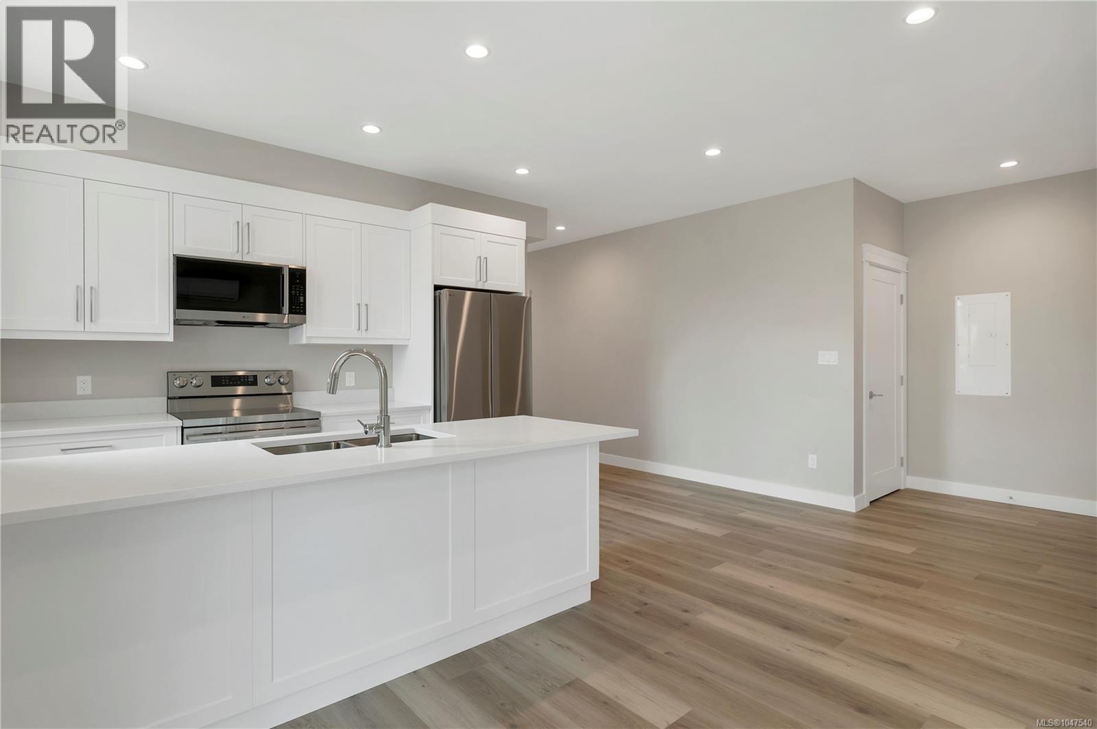 237 Walworth Rd S - Image 44