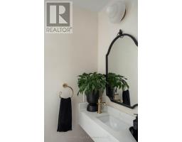 35 - 85 Eastwood Park Gardens, Toronto, ON M8W0B9 Photo 25