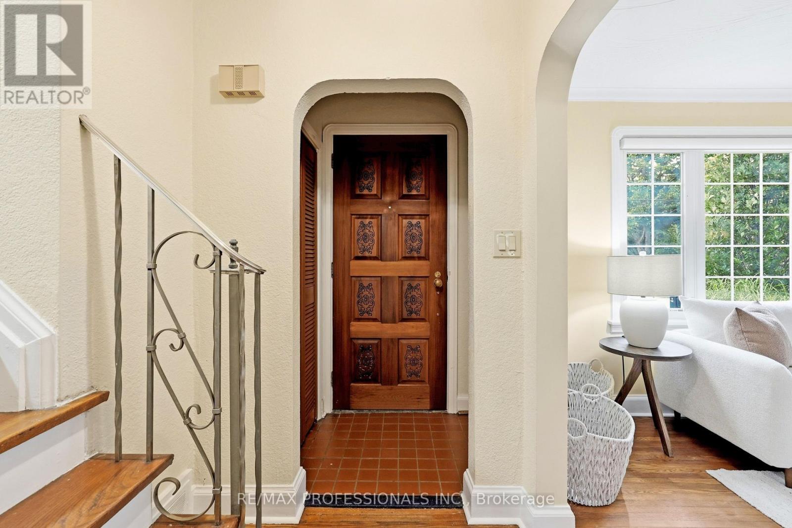 1 BERNICE AVENUE - 3