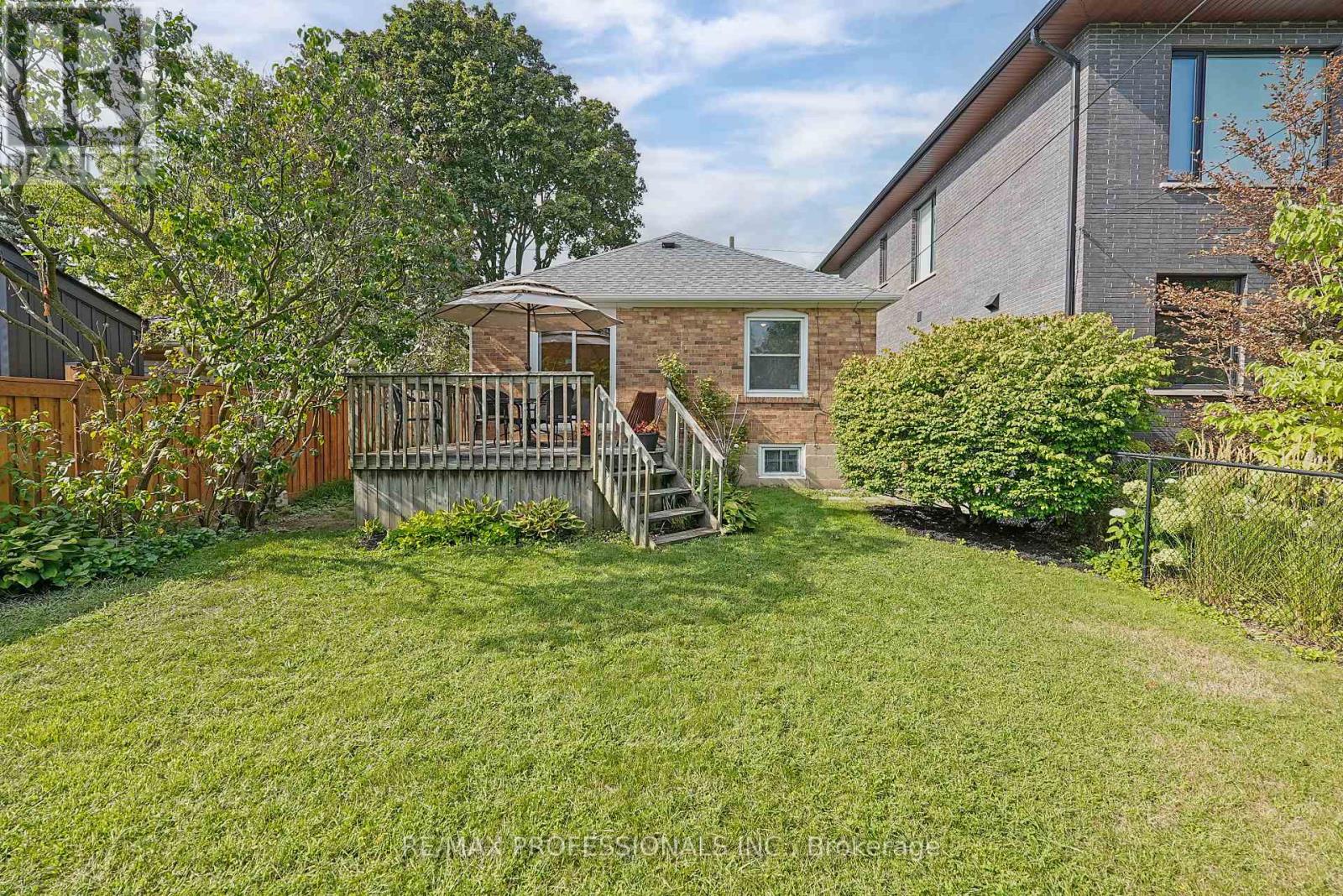 1 BERNICE AVENUE - 44