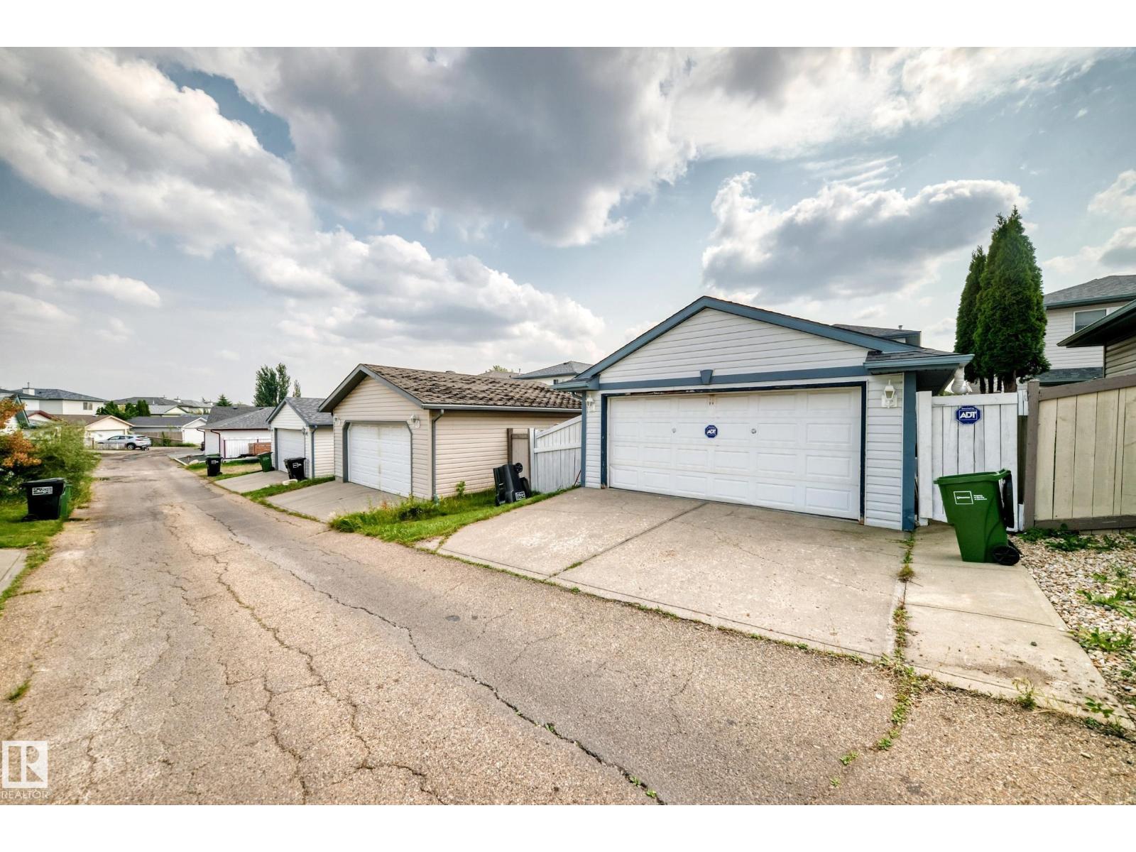 4520 149 AV NW - 38