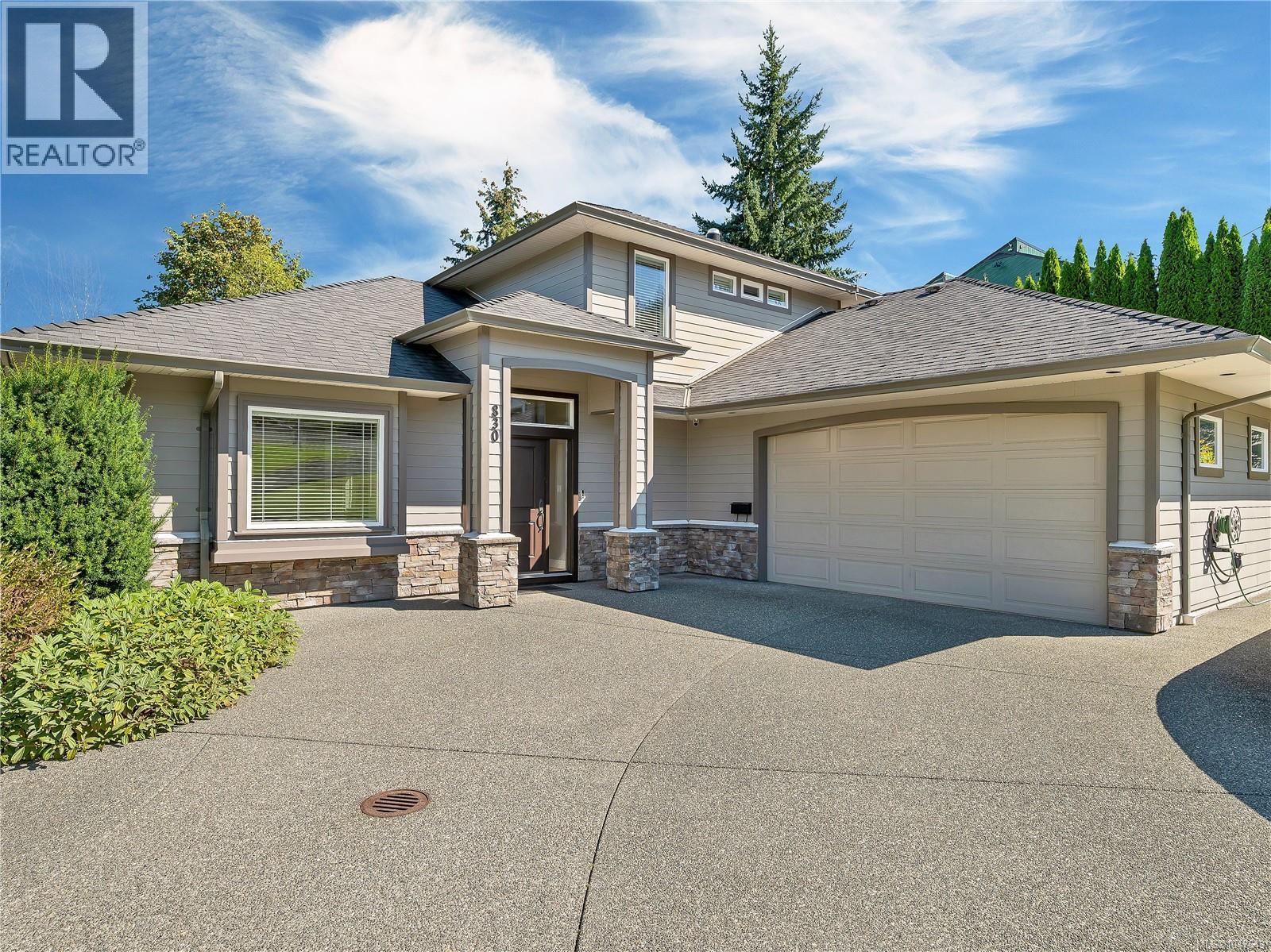 830 Pinecrest Rd - 1