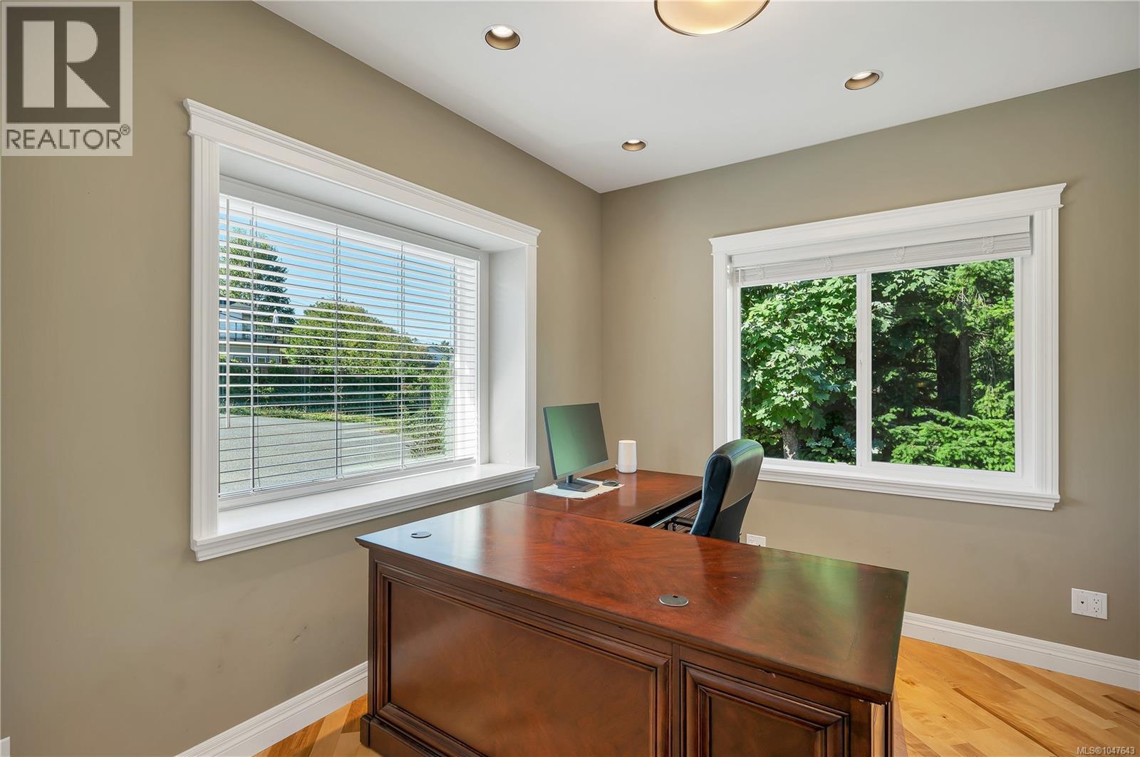 830 Pinecrest Rd - 21
