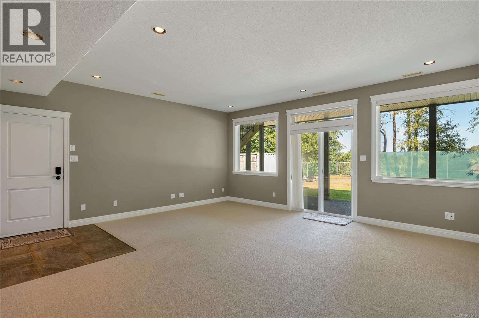830 Pinecrest Rd - Image 35