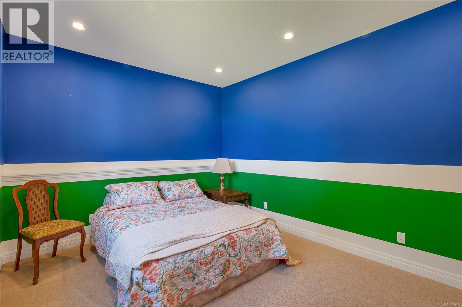 830 Pinecrest Rd - Image 44