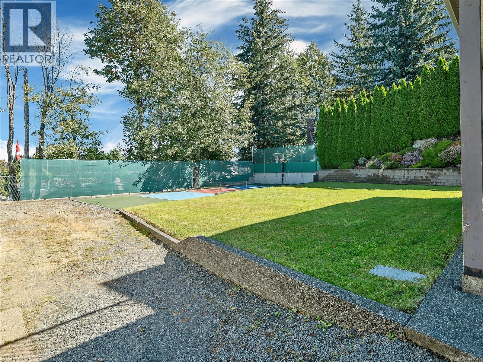 830 Pinecrest Rd - Image 64