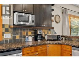 Primary Bedroom - 1802 Greywolf Drive, Panorama, BC V0A1T0 Photo 14