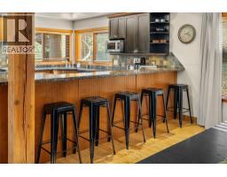 Living room - 1802 Greywolf Drive, Panorama, BC V0A1T0 Photo 17