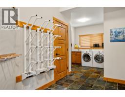 Kitchen - 1802 Greywolf Drive, Panorama, BC V0A1T0 Photo 21