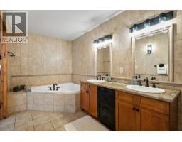 1802 Greywolf Drive, Panorama, BC V0A1T0 Photo 27