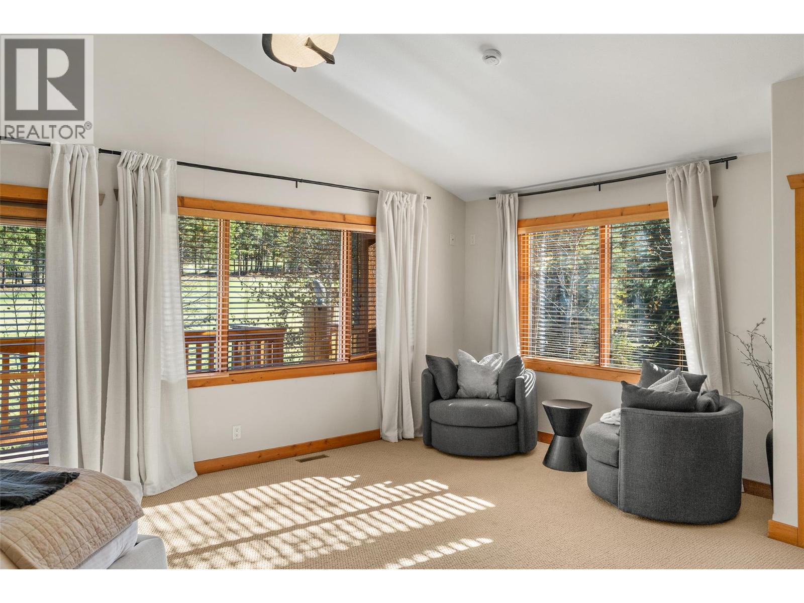 1802 GREYWOLF Drive - Image 25