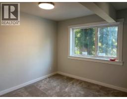 1695 Arrow Drive, Revelstoke, BC V0E2S1 Photo 12