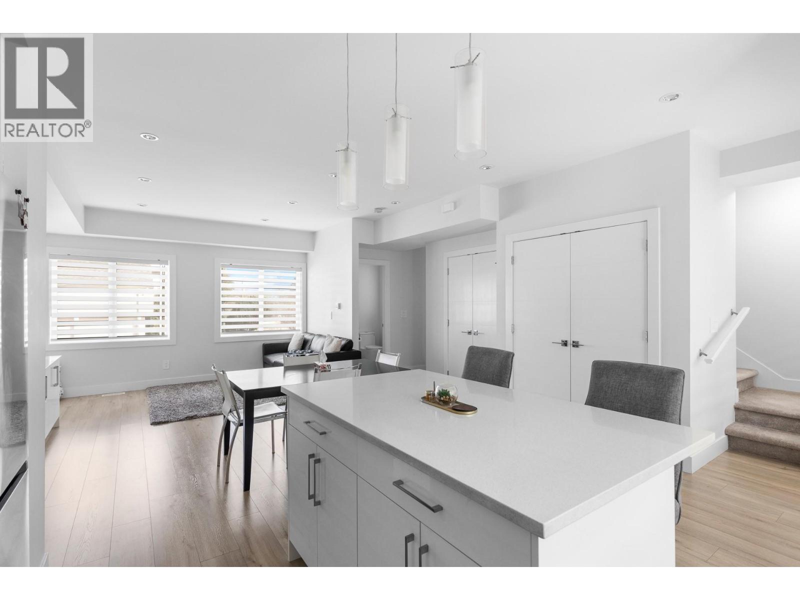 #2 1354 Rutland Road N - Image 6