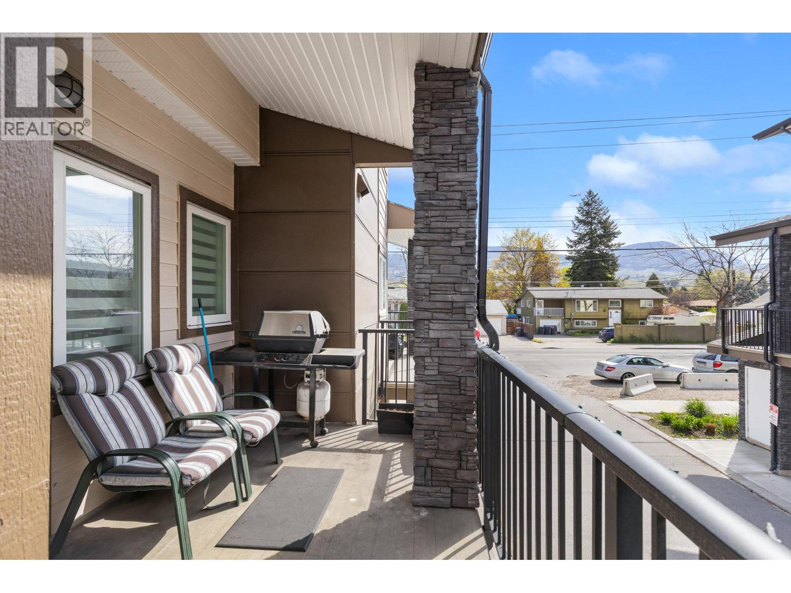 #2 1354 Rutland Road N - 15