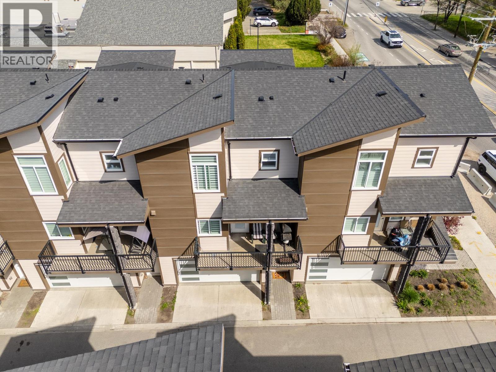 #2 1354 Rutland Road N - 29