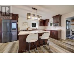 Recreational, Games room - 340 Sligo Road W, Wellington North, ON N0G2L1 Photo 13