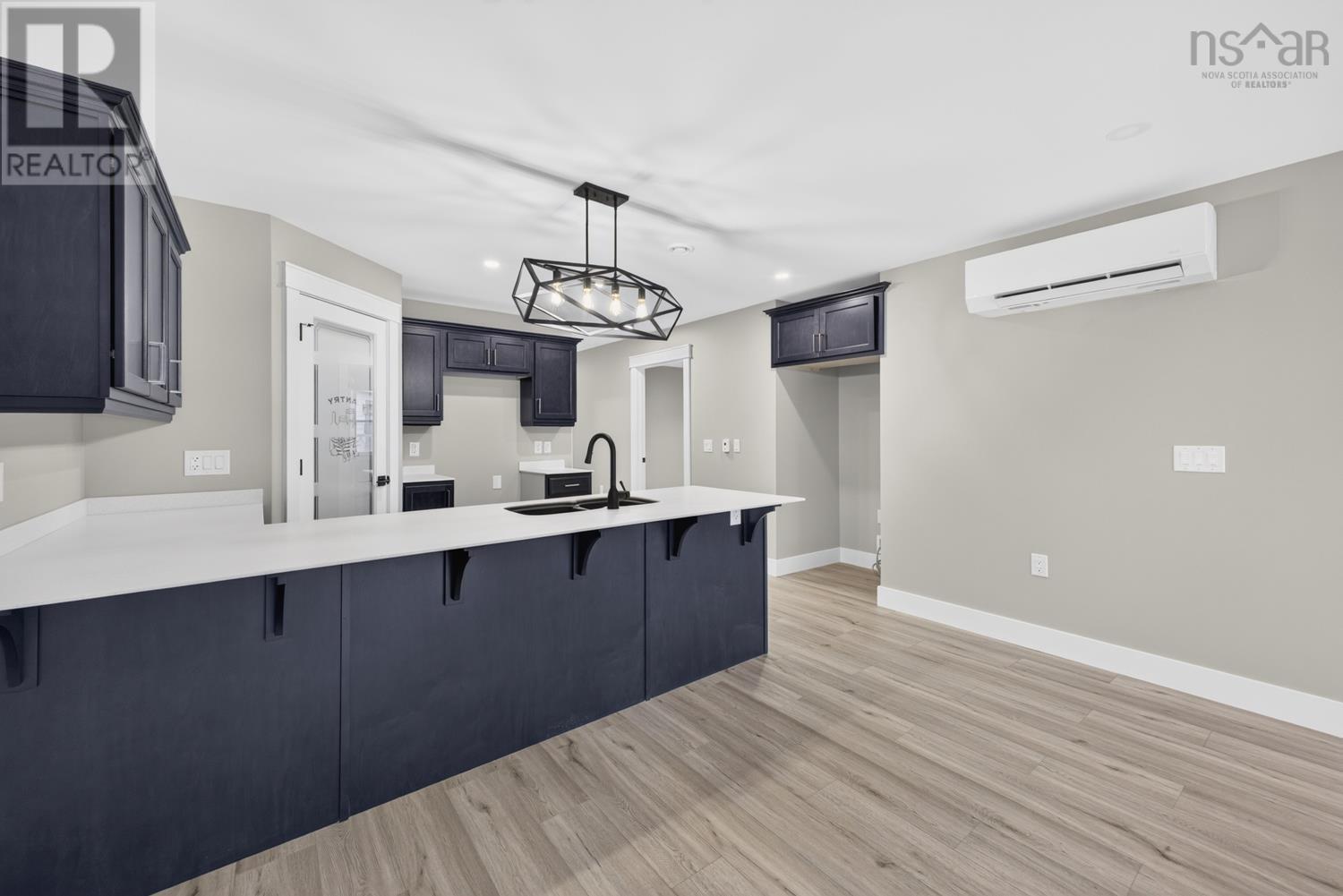 Property 2 of 40 of 79 SUMMER HILL Place
