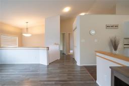 Recreation room - 36 Beachham Crescent, Winnipeg, MB R3Y0A8 Photo 9