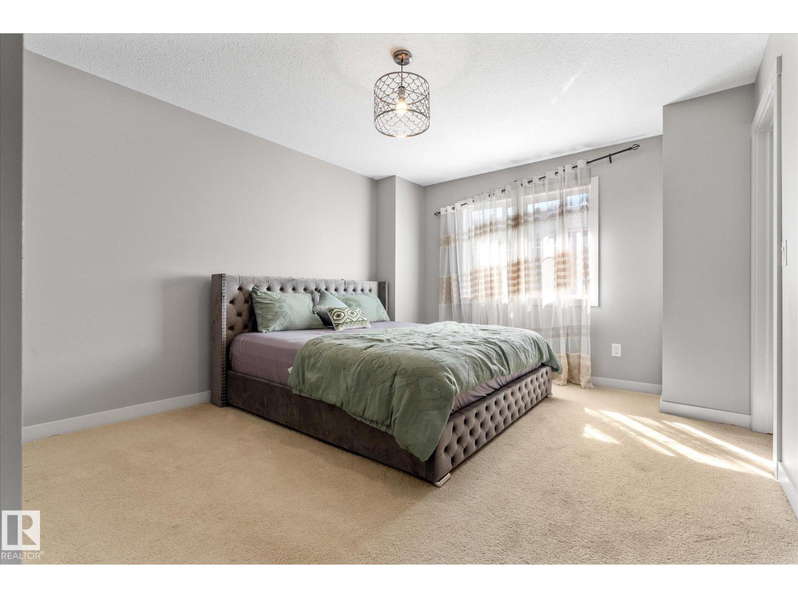 #2 5203 149 AV NW - 16