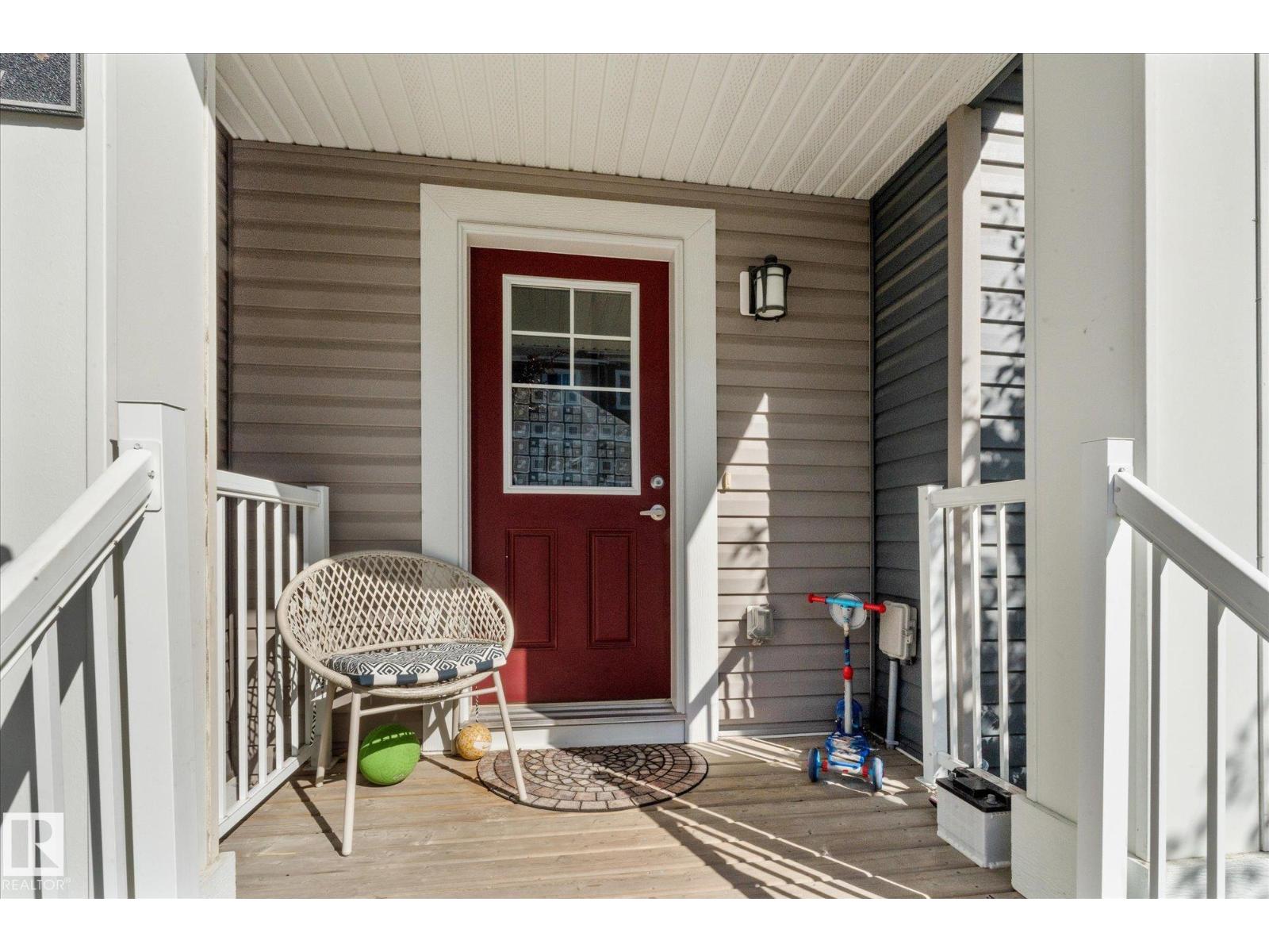 #2 5203 149 AV NW - 3