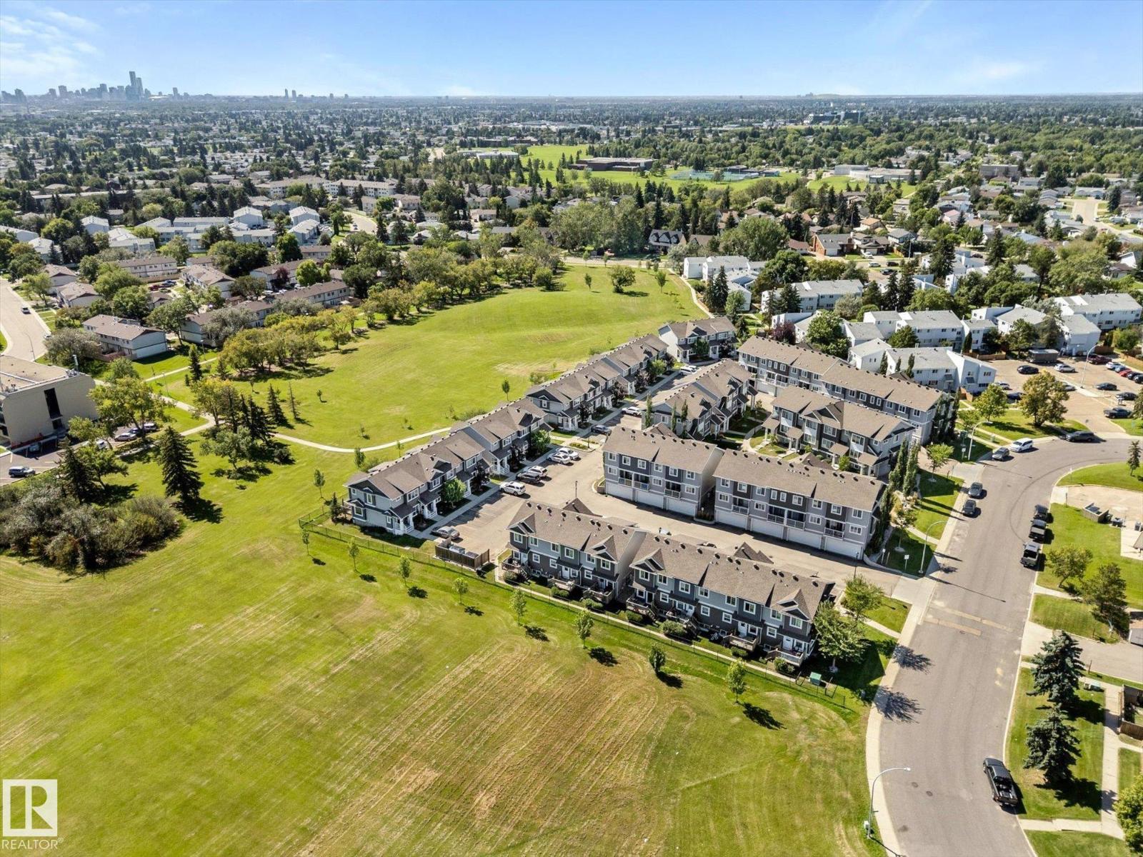 #2 5203 149 AV NW - 37