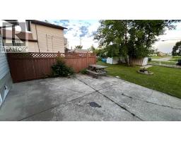 4107 50 Avenue, Camrose, AB T4V0P7 Photo 13