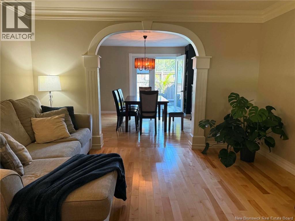 208 Claire Avenue - 16