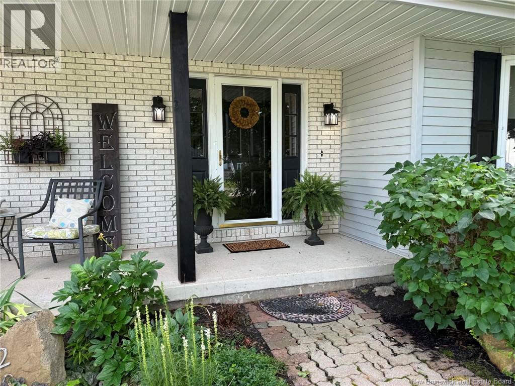 208 Claire Avenue - 4