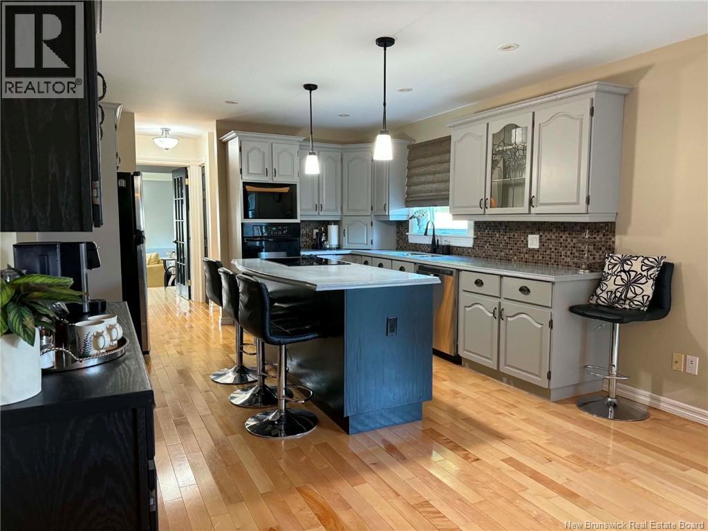 208 Claire Avenue - 9