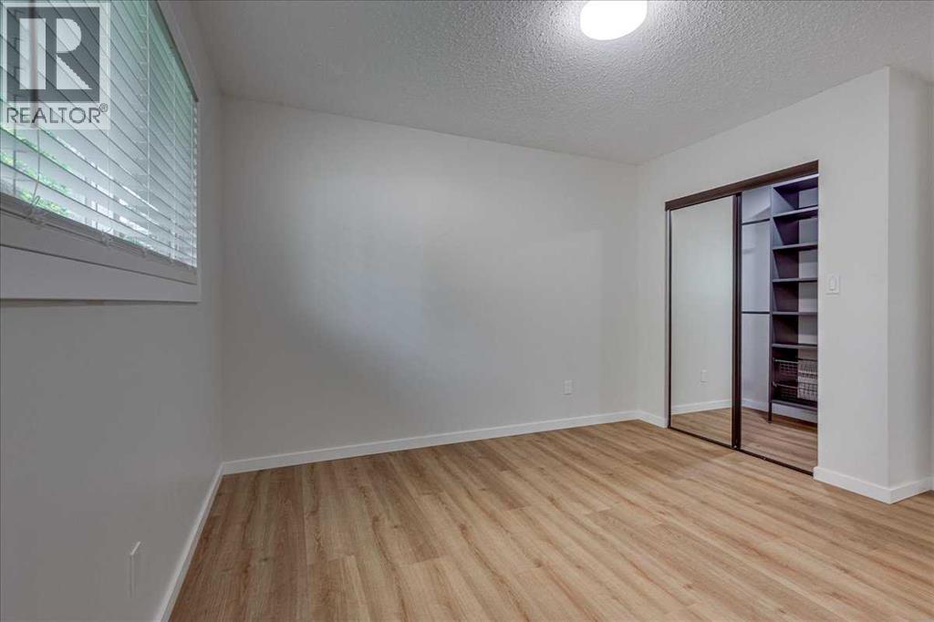 Listing photo – 3 Armstrong Close, Red Deer