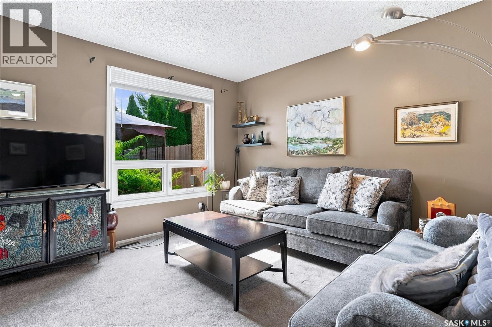 #169 1128 McKercher DRIVE - 21