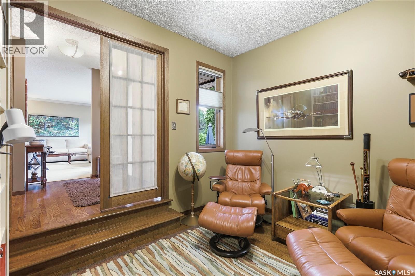 2654 Kliman CRESCENT - Image 10